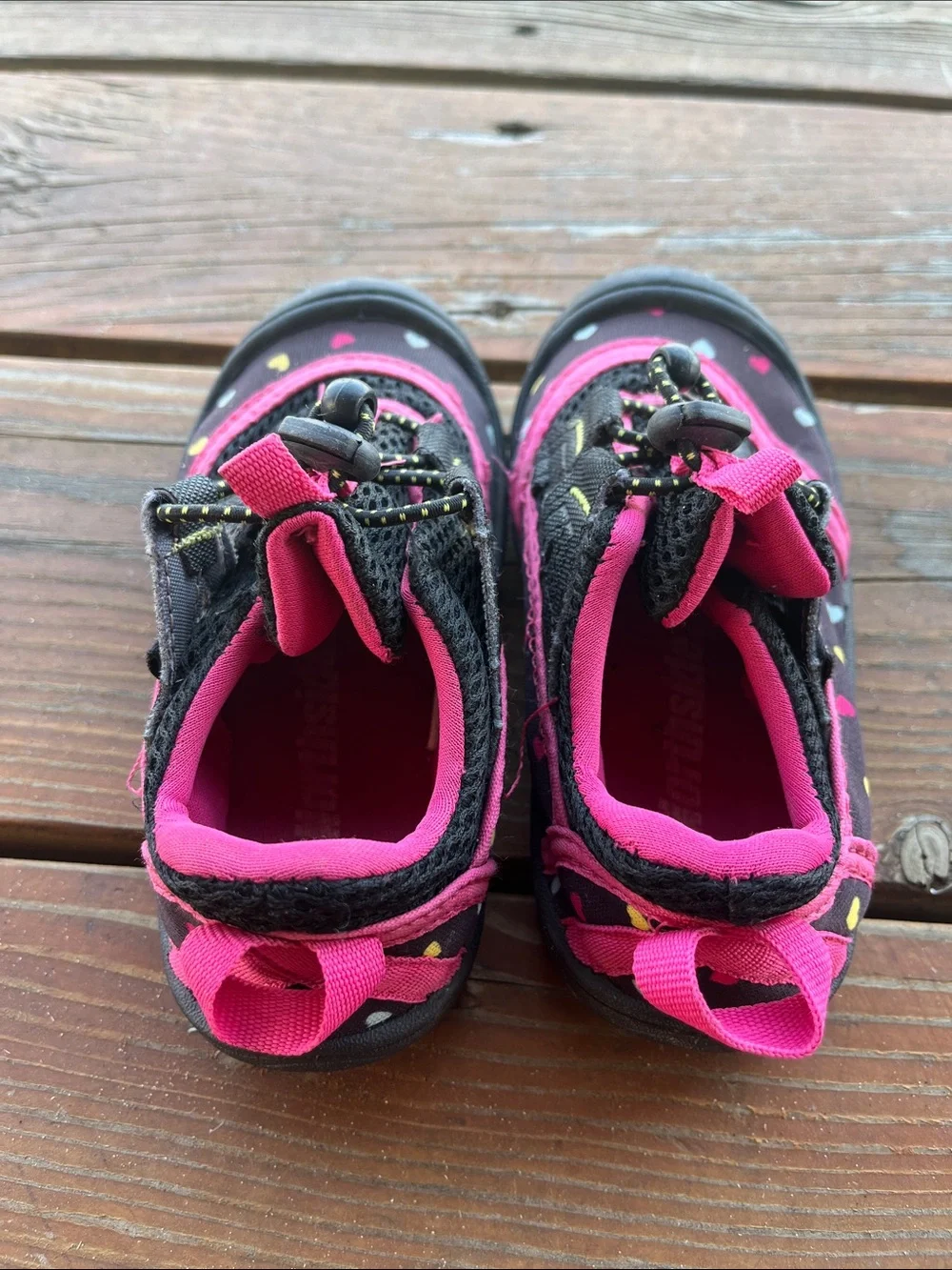 Northside Kids Black & Pink Heart-Accent Water Shoes